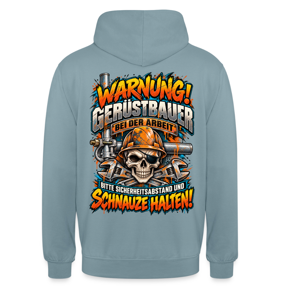 Warnung! Gerüstbauer bei der Arbeit – Gerüstbauer Hoodie in Nebelblau, Rückendruck: Totenkopf mit Augenklappe und Helm, Spruch „Warnung! Gerüstbauer bei der Arbeit – bitte Sicherheitsabstand und Schnauze halten!“