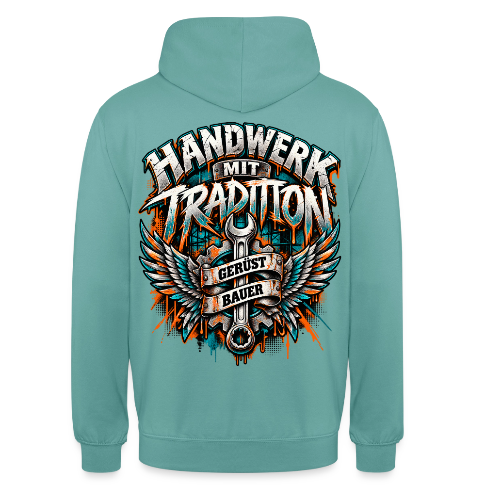Gerüstbauer Flügel – Gerüstbauer Hoodie in Pastelltürkis, Rückendruck: geflügelter Ringschlüssel mit Zahnrad, Banner „Gerüst Bauer“, Schriftzug „Handwerk mit Tradition“