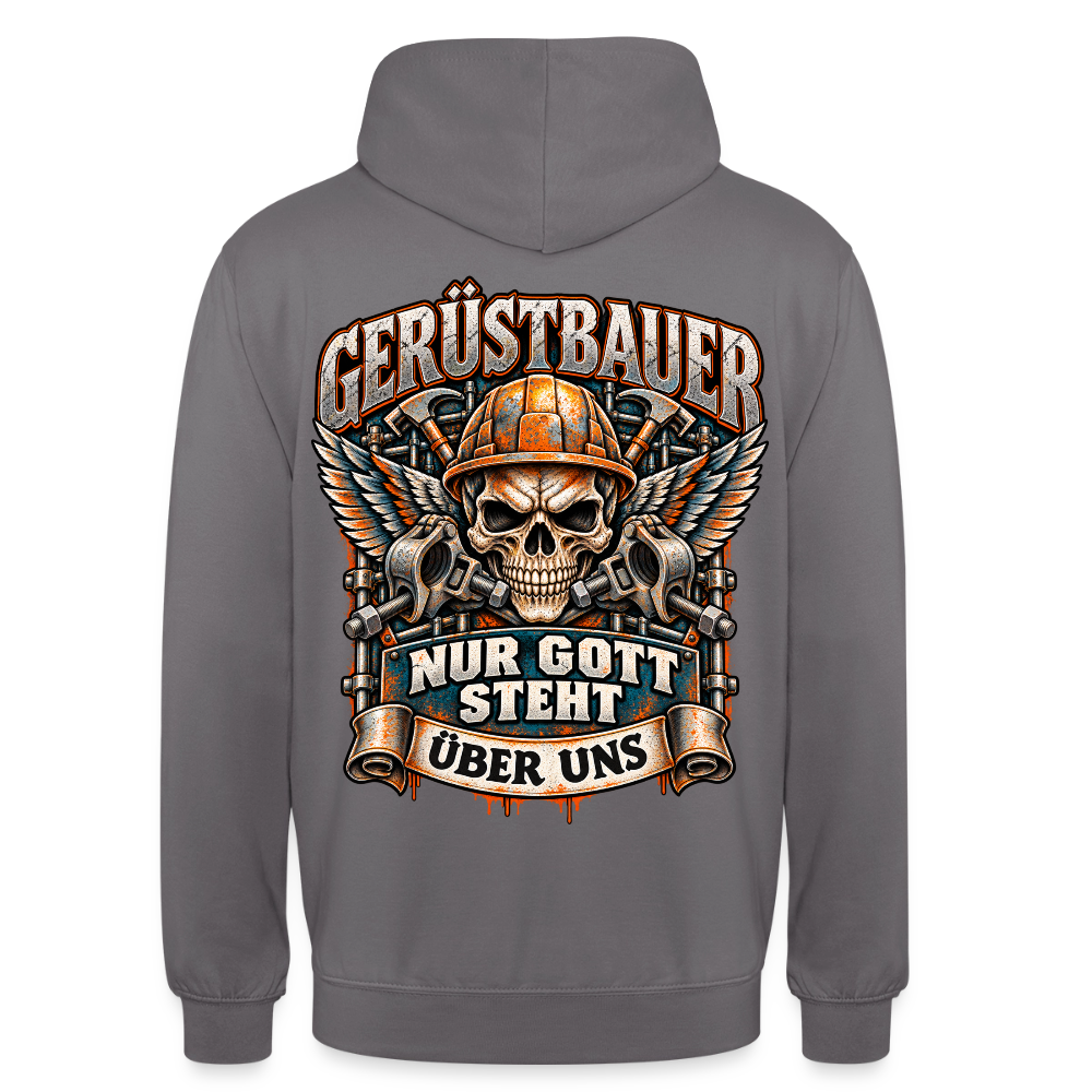 Gerüstbauer Nur Gott steht über uns – Gerüstbauer Hoodie in Mittelgrau, Rückendruck: geflügelter Totenkopf mit Helm über gekreuzten Ratschen, Banner „Nur Gott steht über uns“