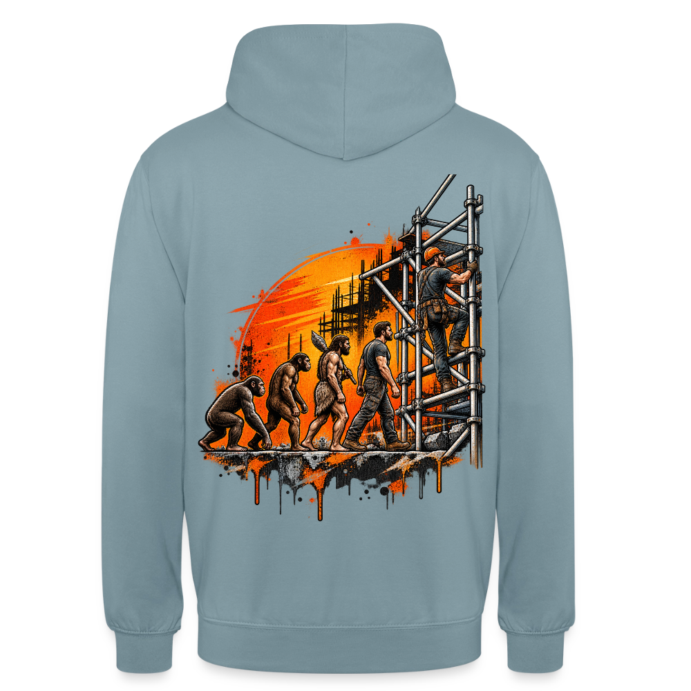 Gerüstbauer Evolution – Gerüstbauer Hoodie in Nebelblau, Rückendruck: Evolution vom Affen zum Gerüstbauer, der das Gerüst hochklettert, vor orangem Sonnenuntergang