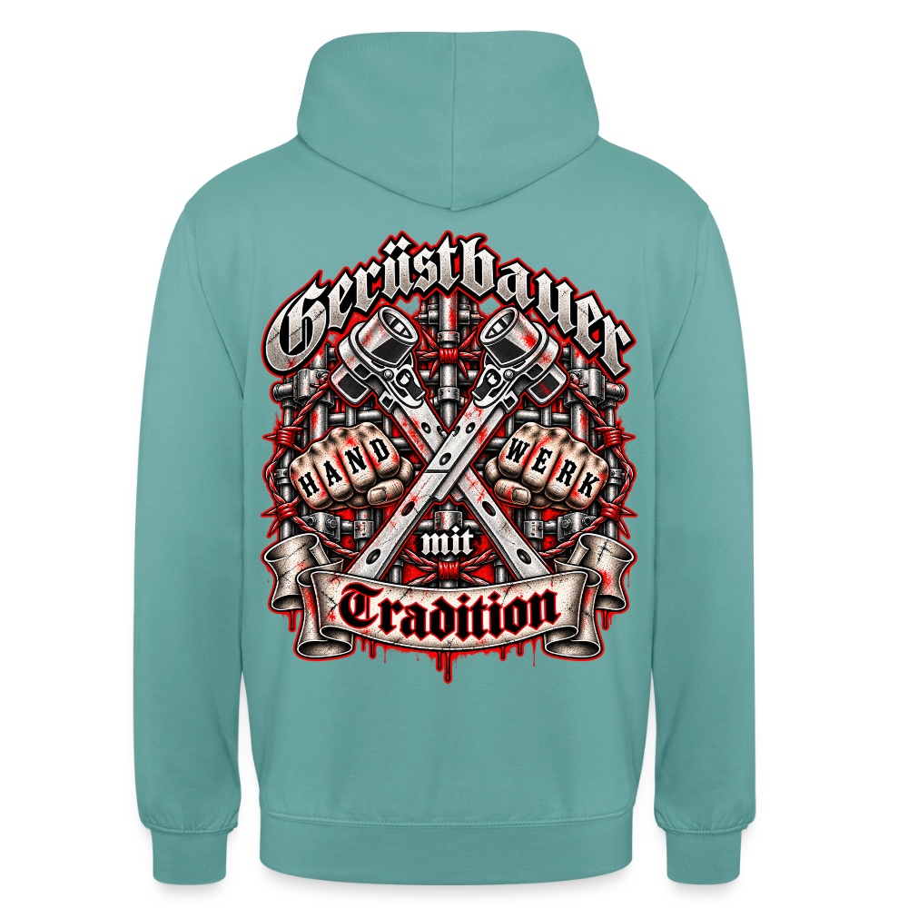 Gerüstbauer Handwerk – Gerüstbauer Hoodie in Pastelltürkis, Rückendruck: Frakturschrift „Gerüstbauer“, gekreuzte Ratschen, Fäuste mit „Hand Werk“ und Banner „mit Tradition“