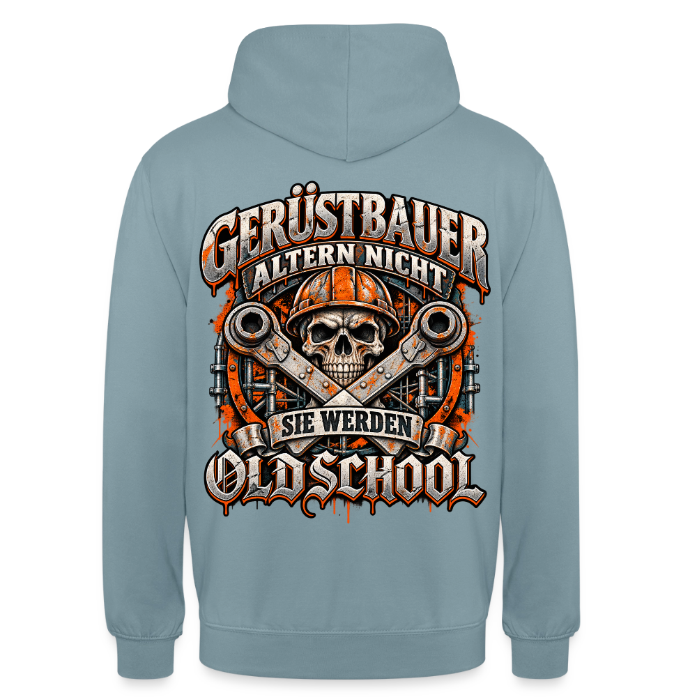 Gerüstbauer altern nicht – Gerüstbauer Hoodie in Nebelblau, Rückendruck: Totenkopf mit Helm vor gekreuzten Ratschen, Spruch „Gerüstbauer altern nicht – sie werden Oldschool“