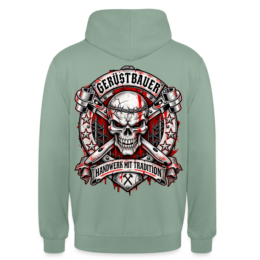 Gerüstbauer Traditions – Gerüstbauer Hoodie in Graugrün, Rückendruck: Totenkopf-Wappen mit gekreuzten Ratschen, Sternen und Banner „Handwerk mit Tradition“