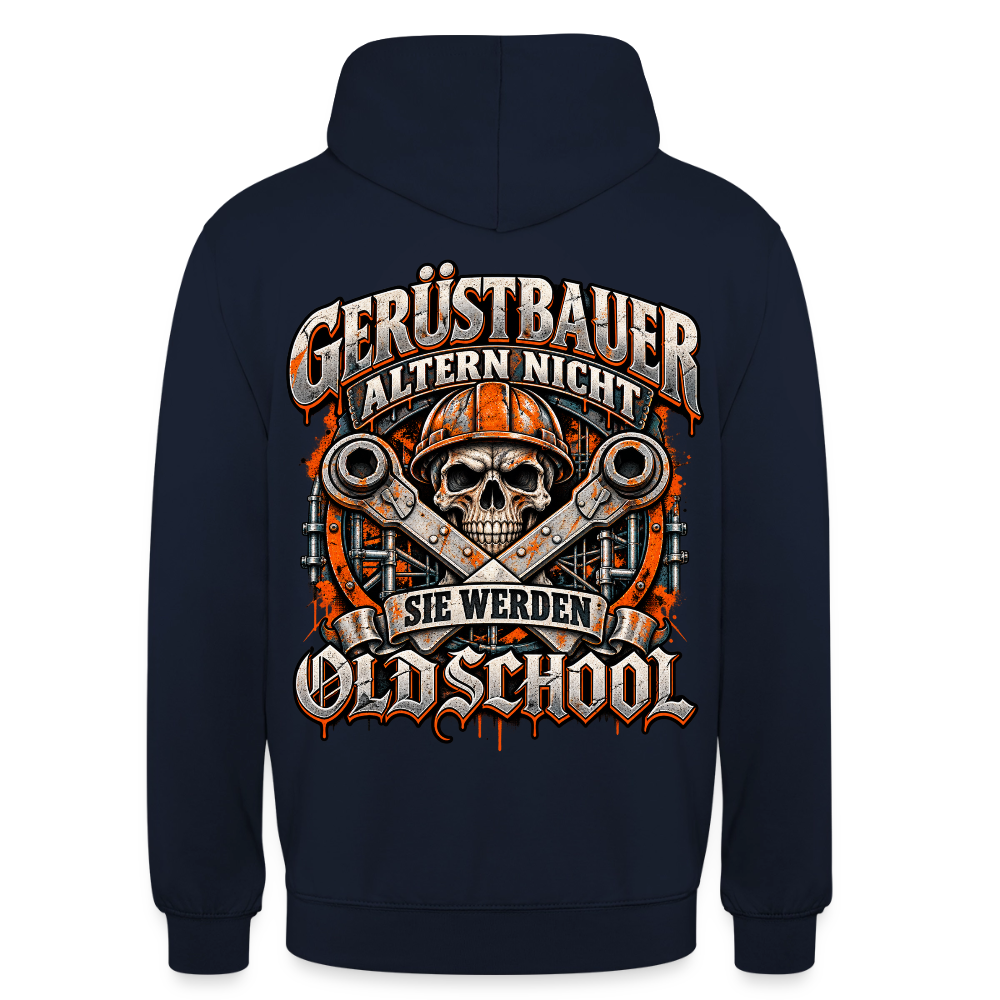 Gerüstbauer altern nicht – Gerüstbauer Hoodie in Navy, Rückendruck: Totenkopf mit Helm vor gekreuzten Ratschen, Spruch „Gerüstbauer altern nicht – sie werden Oldschool“
