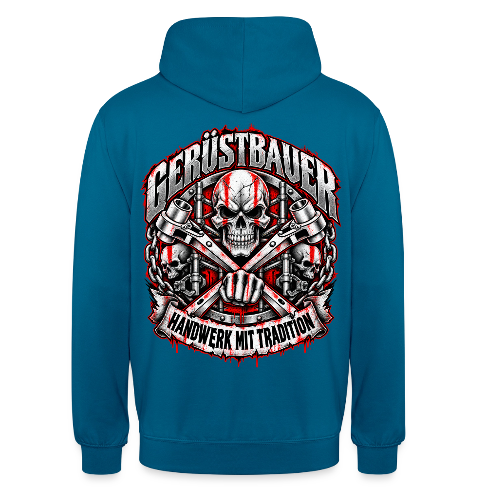 Gerüstbauer Schädel – Gerüstbauer Hoodie in Tiefseeblau, Rückendruck: Totenkopf über gekreuzten Ratschen, Faust, Ketten und Banner „Handwerk mit Tradition“