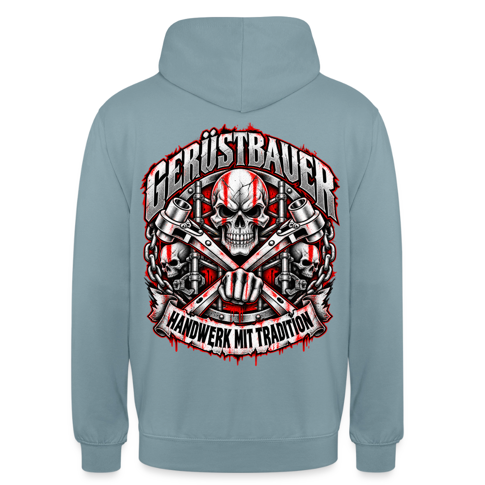Gerüstbauer Schädel – Gerüstbauer Hoodie in Nebelblau, Rückendruck: Totenkopf über gekreuzten Ratschen, Faust, Ketten und Banner „Handwerk mit Tradition“
