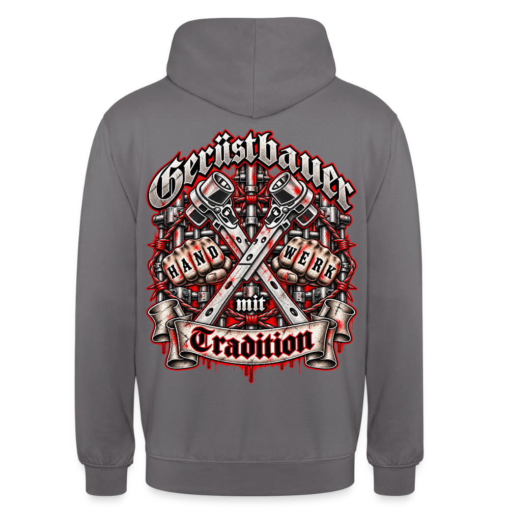 Gerüstbauer Handwerk – Gerüstbauer Hoodie in Mittelgrau, Rückendruck: Frakturschrift „Gerüstbauer“, gekreuzte Ratschen, Fäuste mit „Hand Werk“ und Banner „mit Tradition“