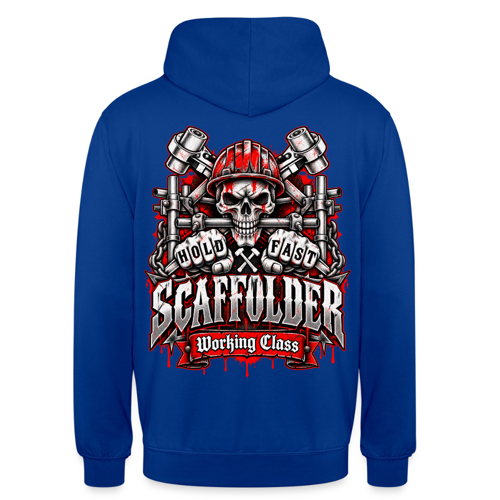 Scaffolder Hold Fast – Gerüstbauer Hoodie in Royalblau, Rückendruck: Totenkopf mit rotem Helm und Gerüstrohr zwischen den Zähnen, Fäuste „Hold Fast“, Banner „Scaffolder – Working Class“