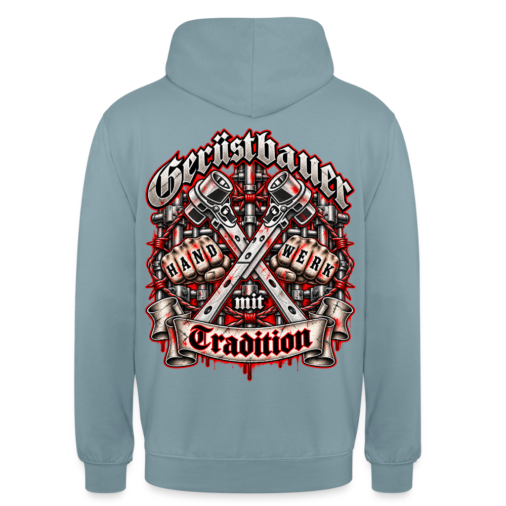 Gerüstbauer Handwerk – Gerüstbauer Hoodie in Nebelblau, Rückendruck: Frakturschrift „Gerüstbauer“, gekreuzte Ratschen, Fäuste mit „Hand Werk“ und Banner „mit Tradition“